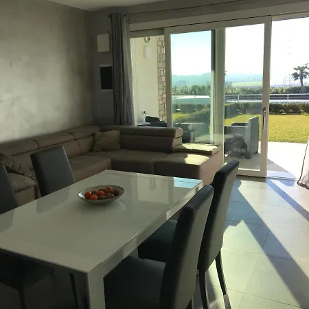 Apartment Vivere Il Parco - Garda Lake Desenzano del Garda